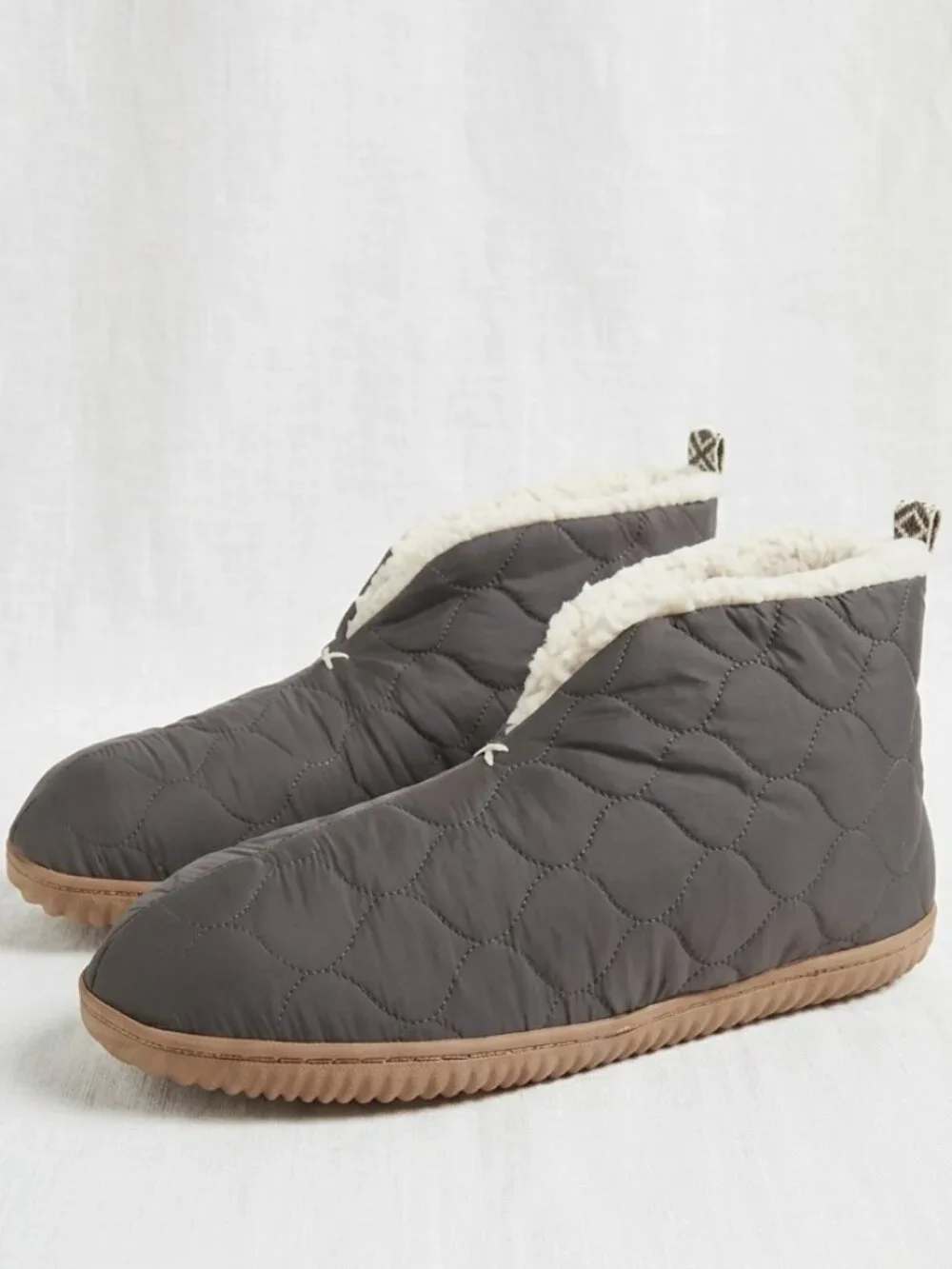 NWT Dearfoams Warm Up Quilted Bootie Slippers Memory Foam Men's M 9-10